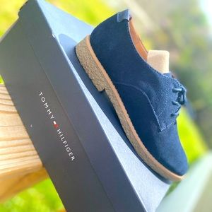 Tommy Hilfiger blue suede💙